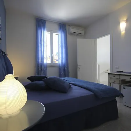 B&B Villa Genny A Pochi Passi Dal Mare San Cataldo  Exterior foto